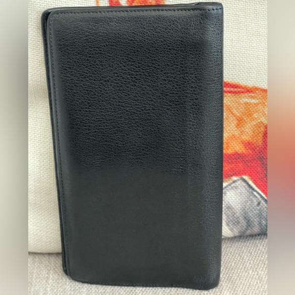 ⭐️COA⭐️CHANEL Long wallet⭐️Butterfly Camellia COCO Mark Calf-Skin⭐️Gorgeous⭐️ - Picture 3 of 13